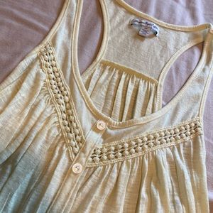 Yellow American Eagle tank